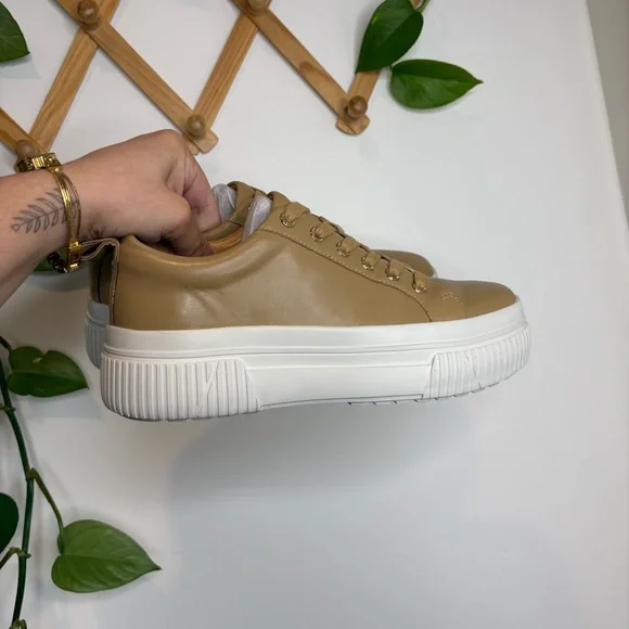 J/SLIDES West Nude Leather Platform Shoes - Picture 2 of 13